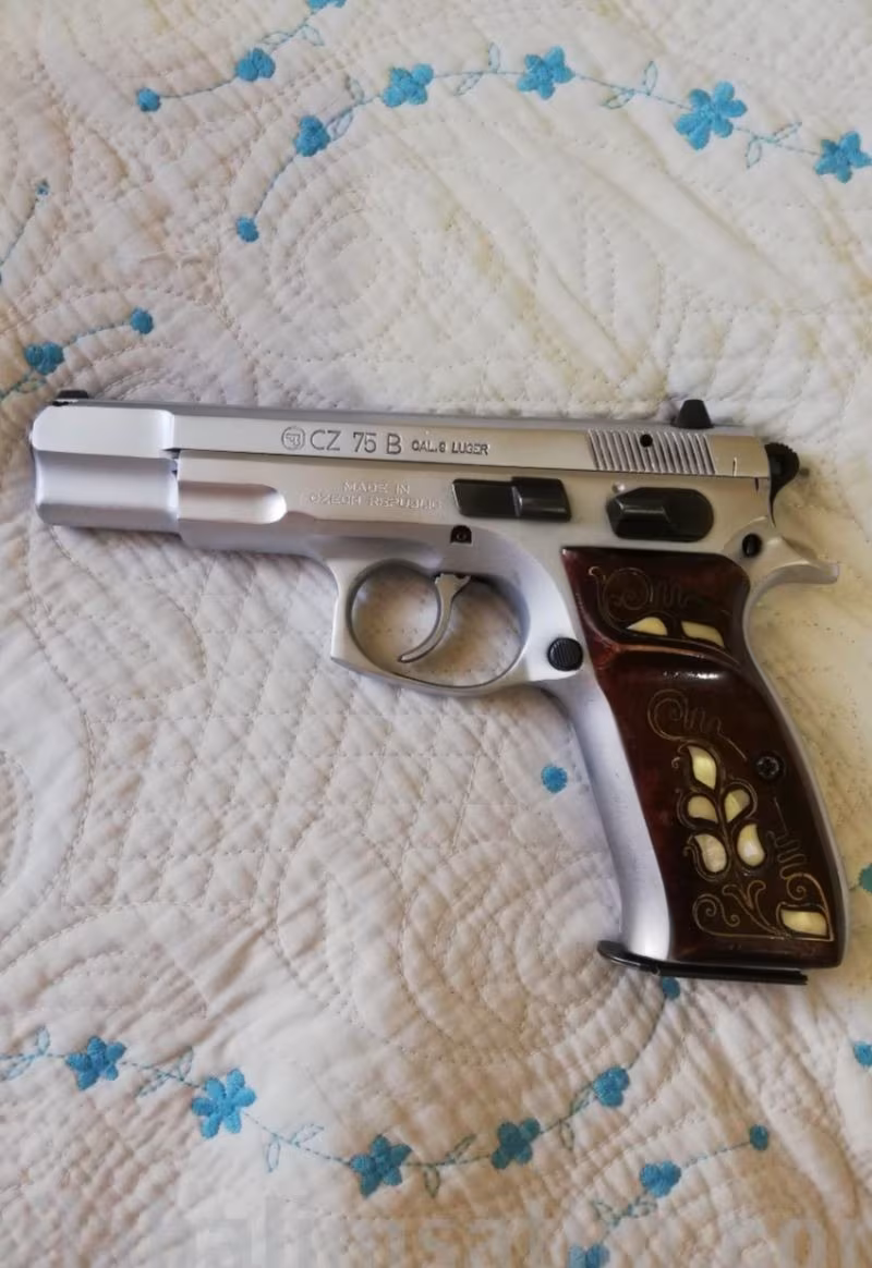 95 Model Sıfır Ayarında CZ-75 B Komple Çelik