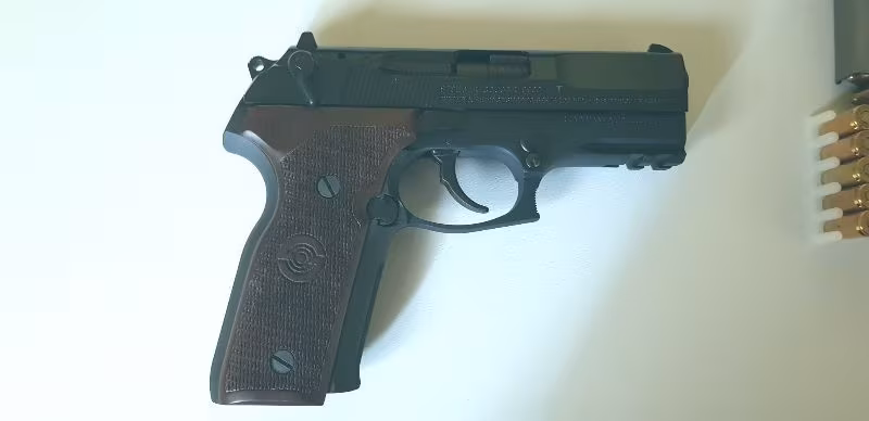 Bulundurma ruhsatlı silahımı satıyorum...