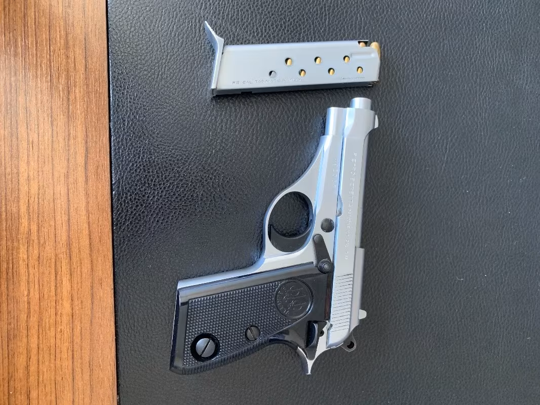 Memurdan Temiz Düğmeli Beretta 7.65 Mod 70