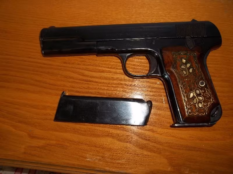 ORJİNAL 120 YILLIK TUĞRALI POLİS BROWNİG TABANCA.