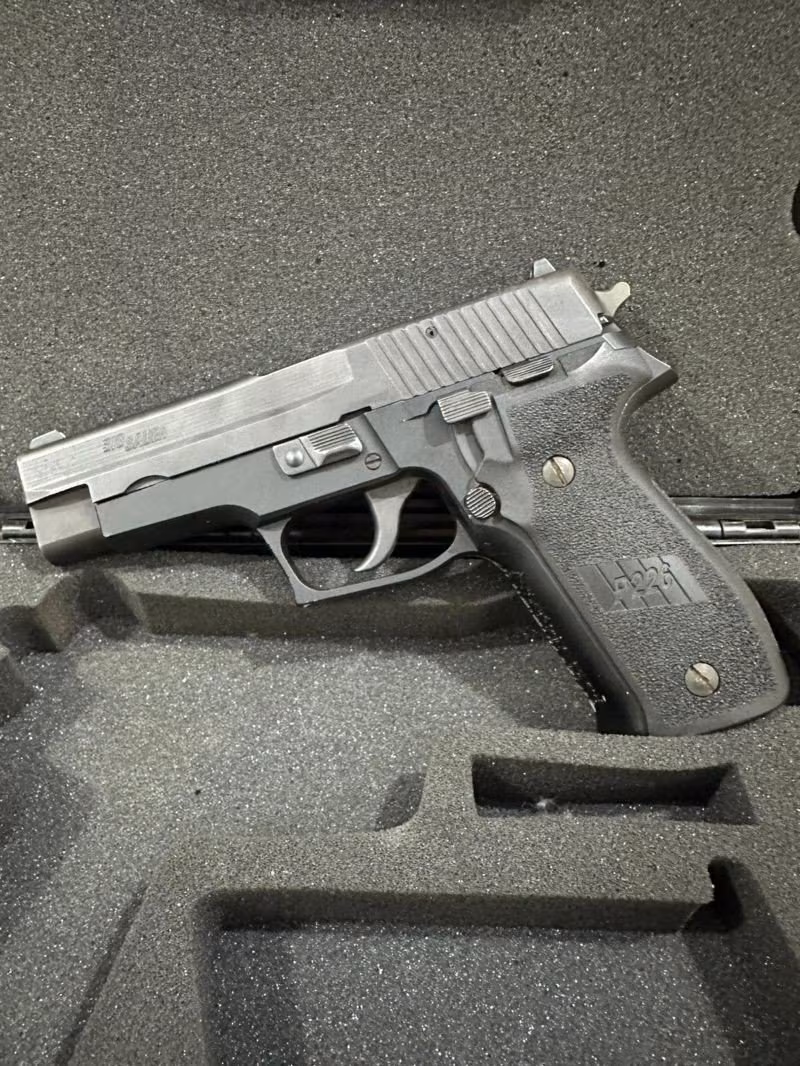 SIG SAUER P226 Sig Sauer P226