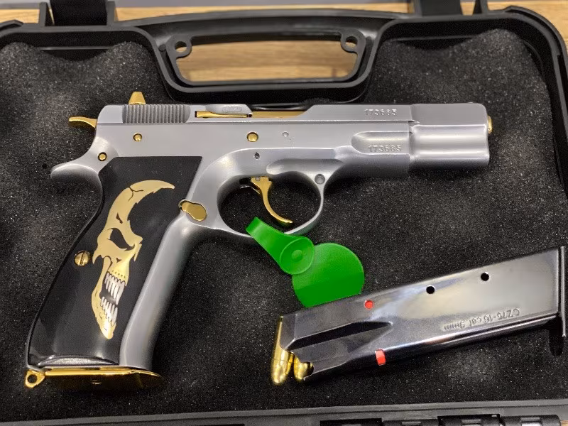Hastasına cz75 A seri