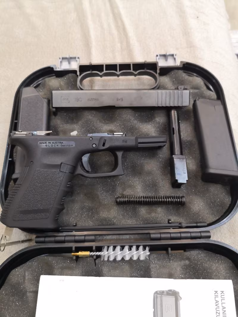 Glock 19 C delikli, anahtarlı model