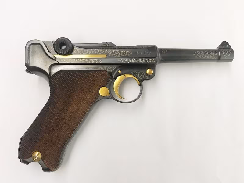 PARABELLUM  LUGER P08