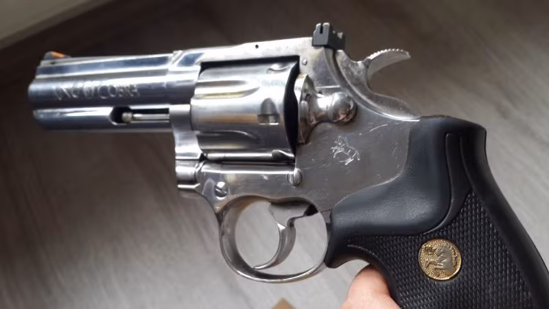 Amerikan Colt King Cobra