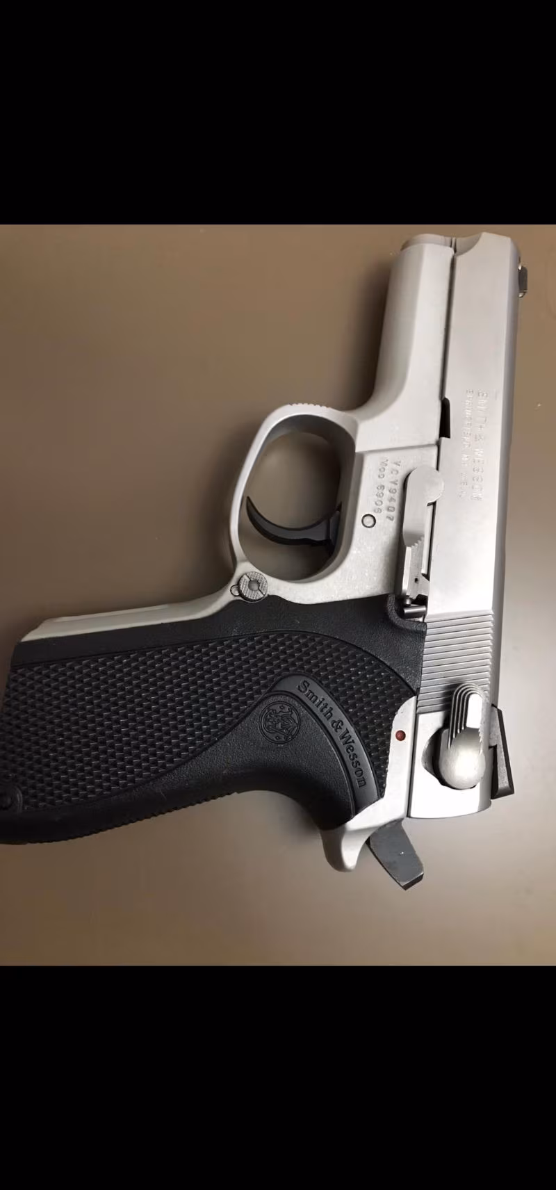 Smith vesson 9mm 6906 çok temiz 12+1