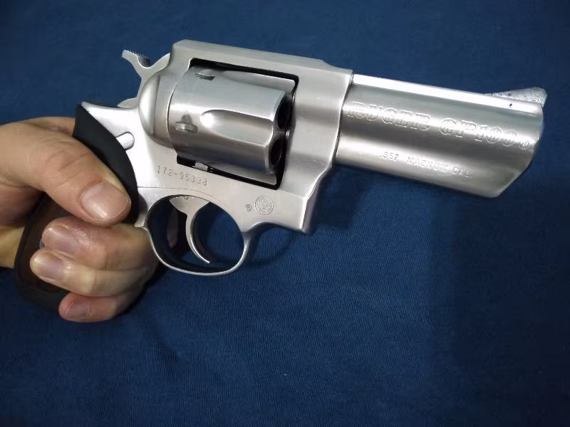 ÖZHAN Bey'e hayırlı Olsun - 357 Magnum RUGER GP100 - 3 inch namlu - Paslanmaz çelik + 100 adet Magnum mermisi