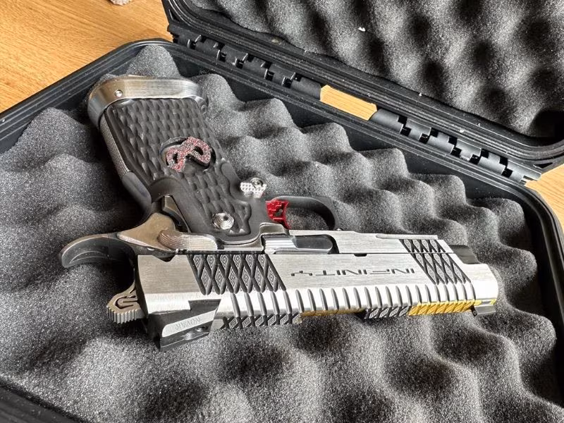 çok özel bir silah