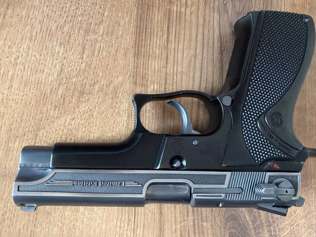 Limited Edition Smith Wesson