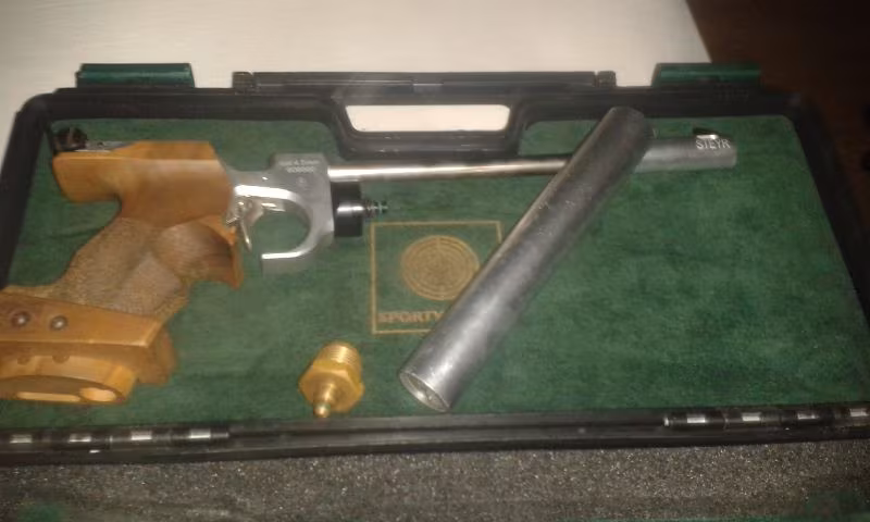 Sporculara ozel Havali Steyr LP2