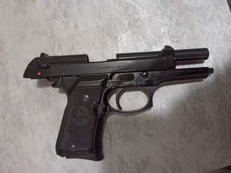 SIFIR TADINDA PİETRO BERETTA FS 92 14+1