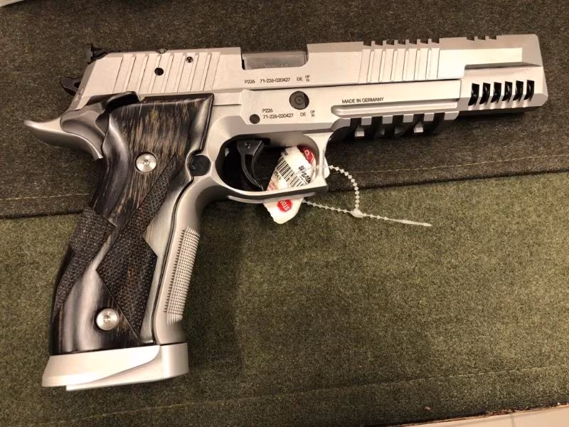 sig sauer p226 x-six skeleton silver sıfır