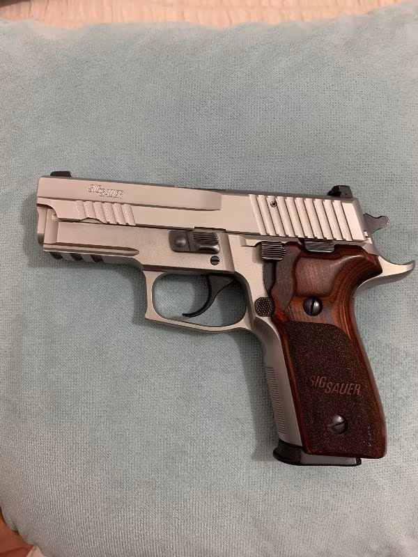 Sig sauer p 229 elite