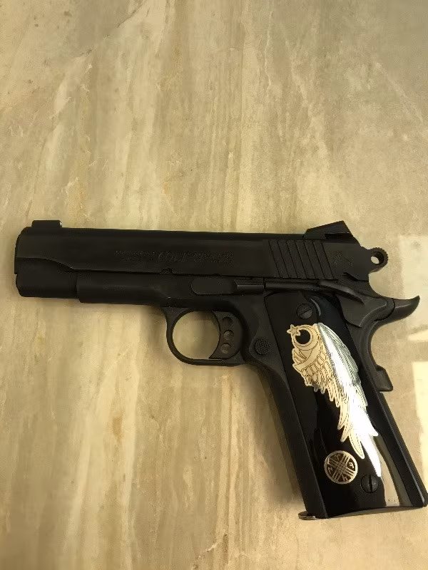2020 MODEL COLT COMPACT COMANDER
