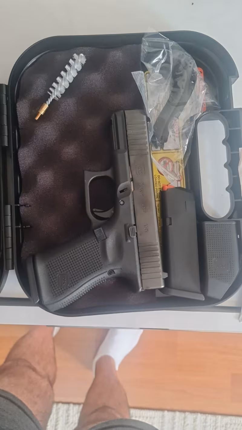 KAMU GÖREVLİSİNDEN ACİL SATILIK GLOCK G 19 GEN 5 SIFIR HİÇ KULLANILMAMIŞ. İHTİYAÇTAN SATILIK