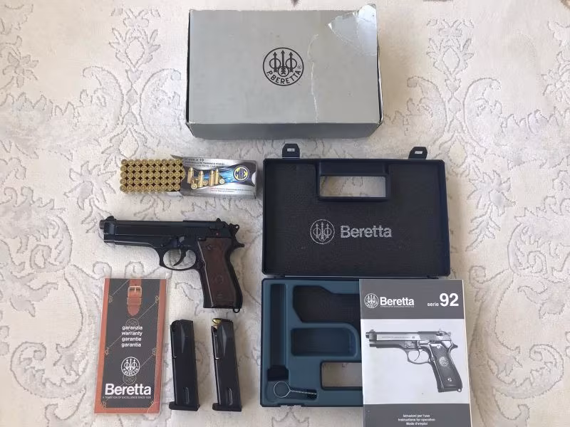Beretta f92 15+1 ilk sahibinden çift şarjör +50 adet mermi