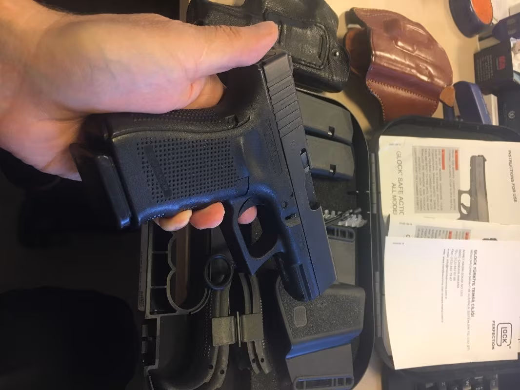 Glock 19 Gen 4 Sıfır ayarında, kasa silahı