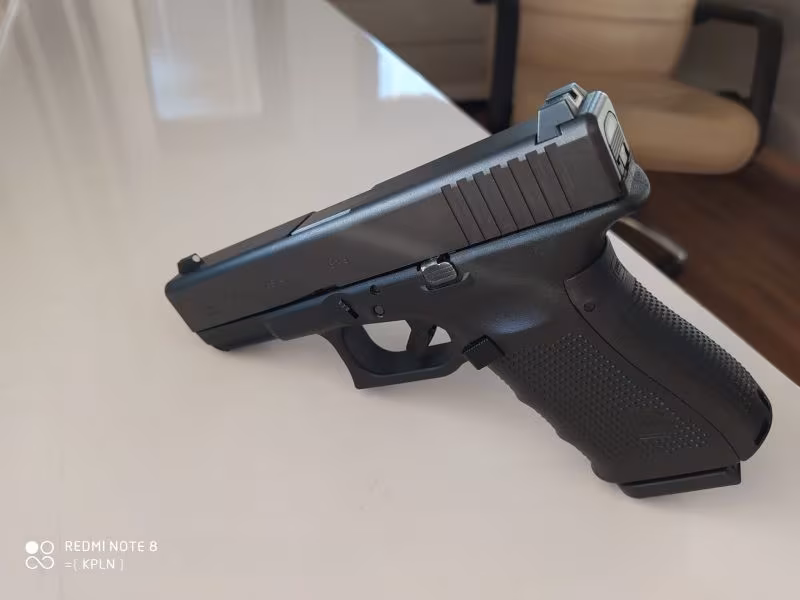 GLOK 19 GEN 4sıfır ayarında