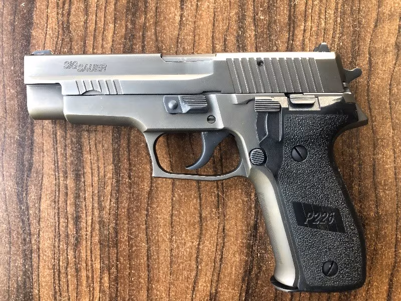 Sig Sauer P226