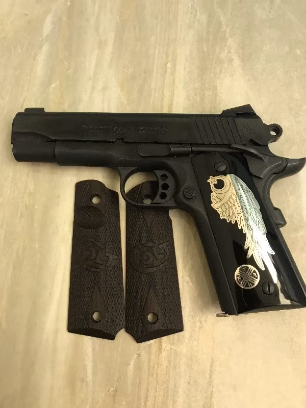 2020 MODEL COLT COMPACT COMANDER