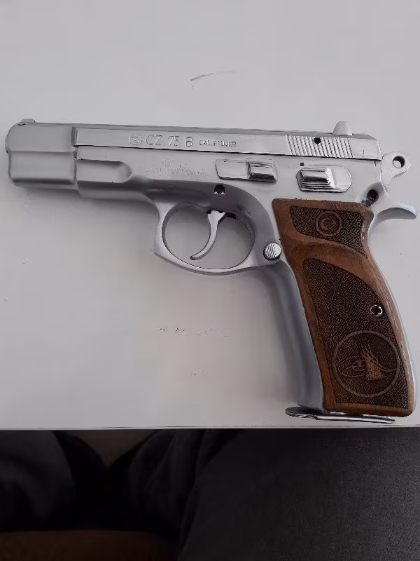 EMEKLİLIK SEBEBIYLE TEMIZ CZ 75 B