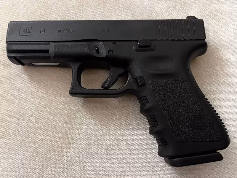 KAMU PERSONELİNDEN ''Glock 19 (gen 3)''