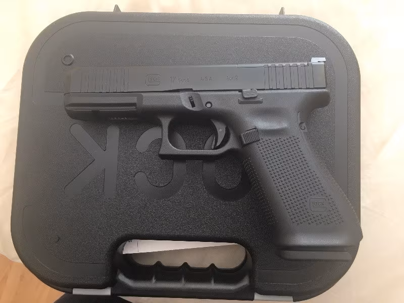 Yargı mensubundan sıfır Glock 17 Gen 5 MOS