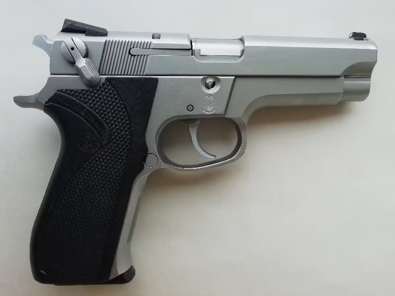 SMİTH WESSON MOD 5906