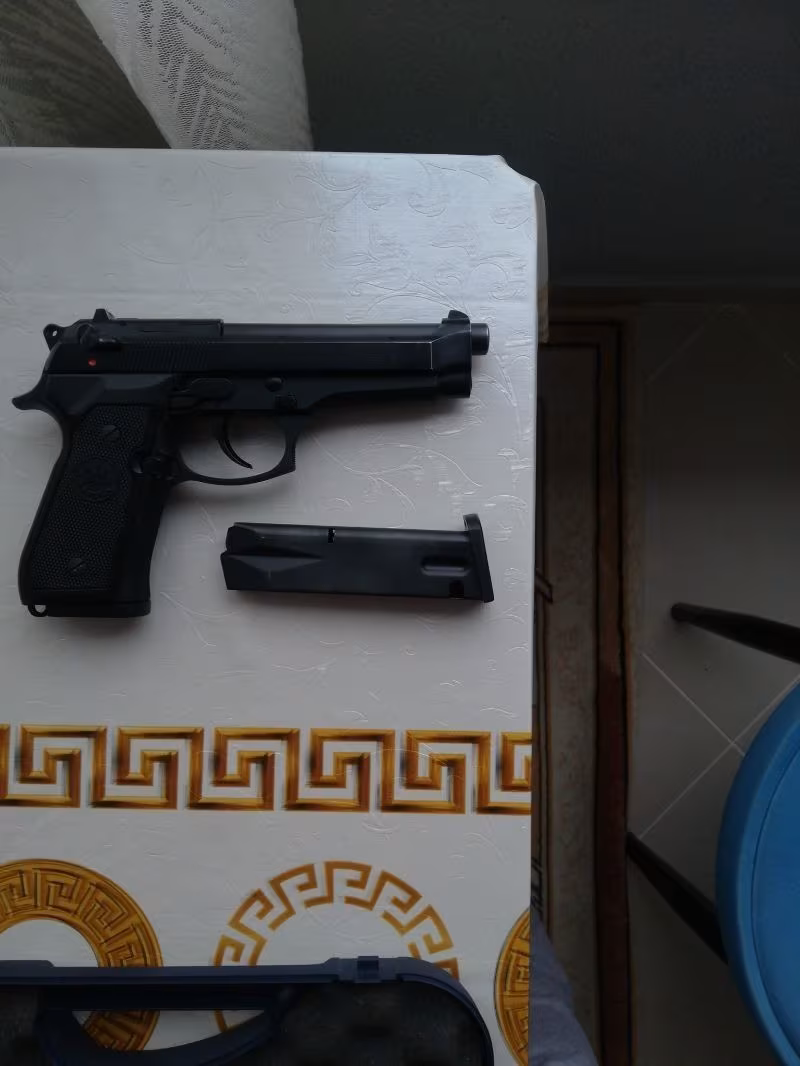 SIFIRDAN FARKSIZ BERATTA F92 İNDİRİMDE