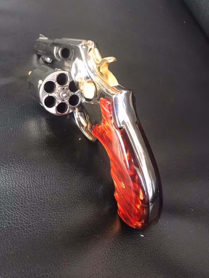 sahibinden smith wesson 9mm ruhsatlı altıpatlar kaplamalı