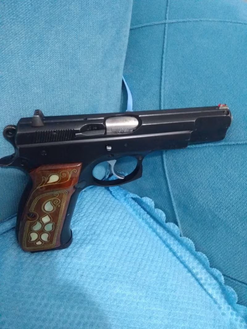 Temiz kullanılmış CZ 75 B