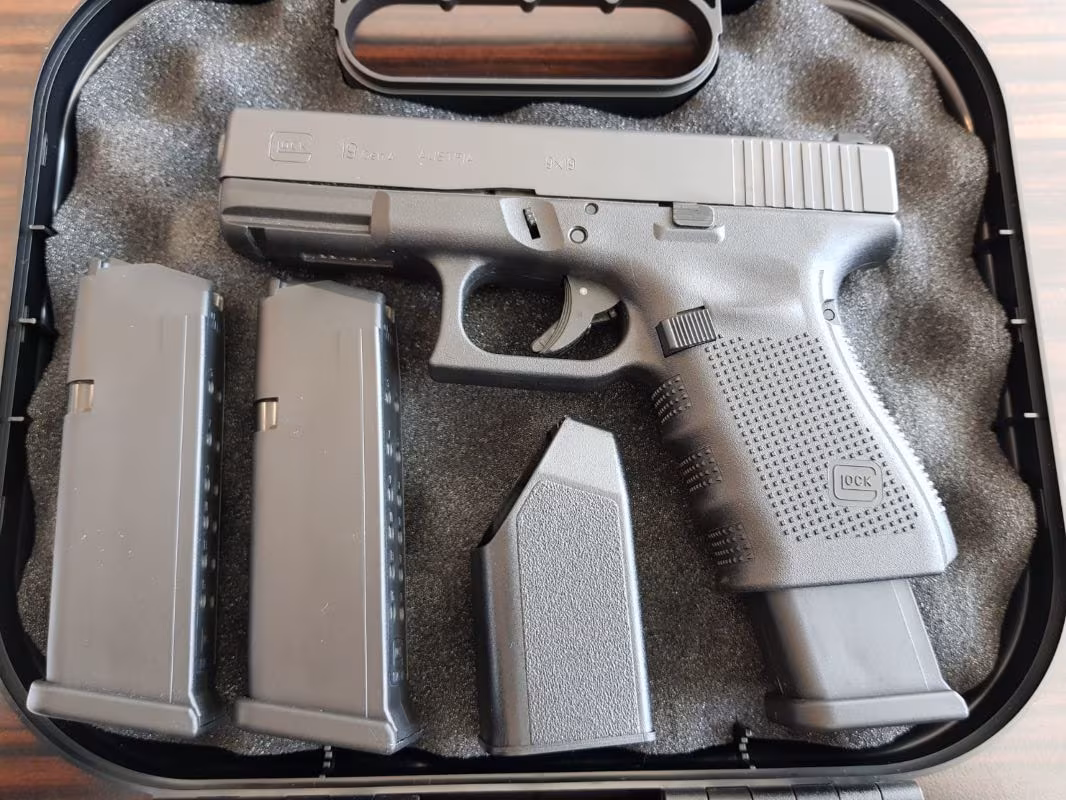 Sıfır/ Glock 19 gen4/ Glock19 Gen4/ kutusunda/ atış yapılmadı
