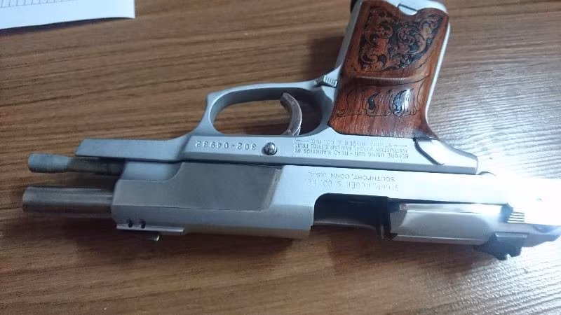 ÇOK TEMİZ RUGER P85