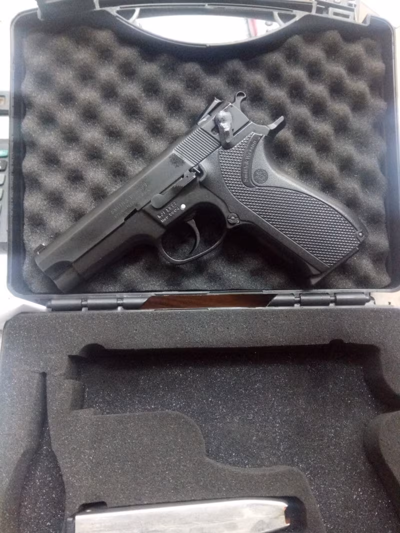 S.WESSON 5904