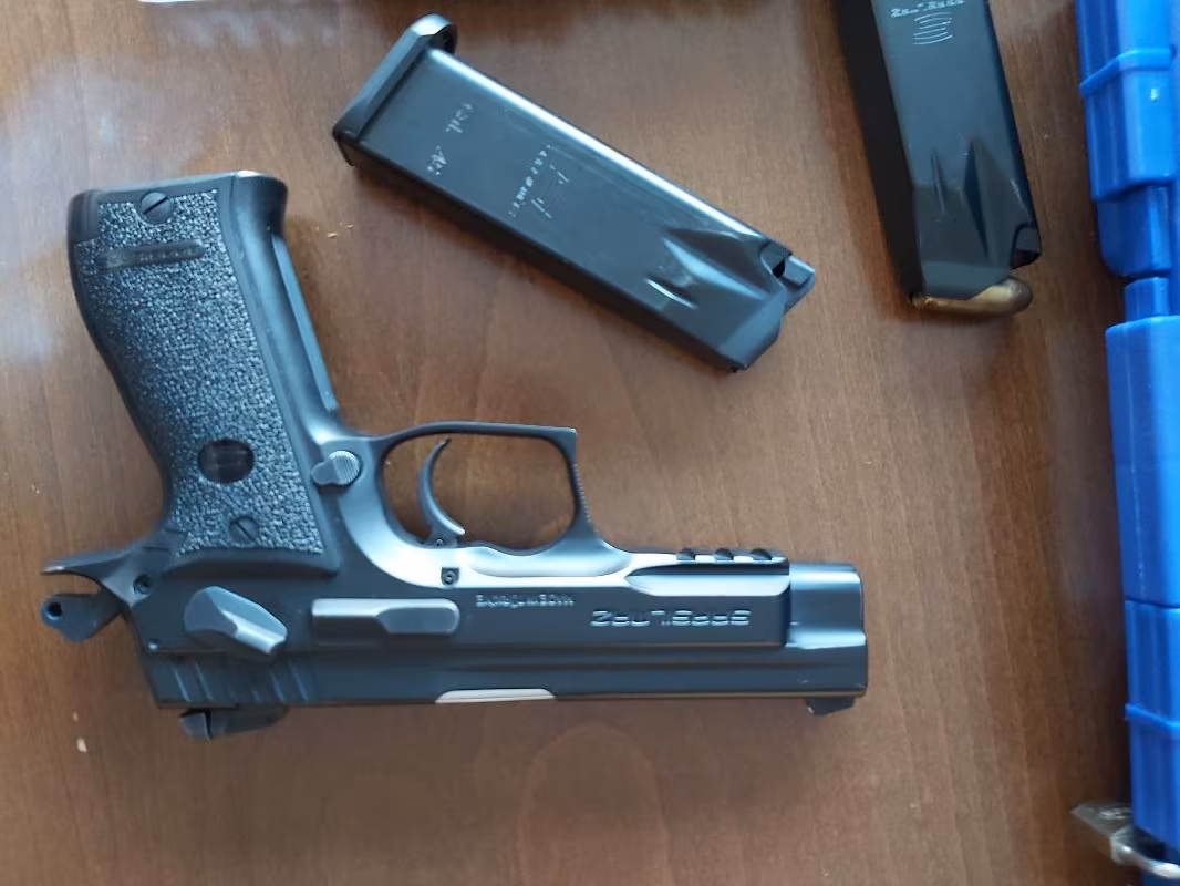 ruhsat değişikliğnden dolayı satılıktır