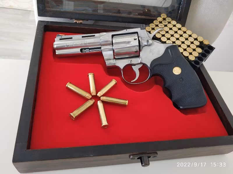 COLT PYTHON 357 MAGNUM