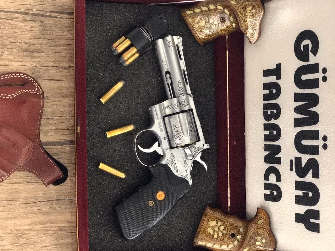 Memurdan GÜMÜŞAY TOPLU TABANCA 4’ ALTIPATLAR