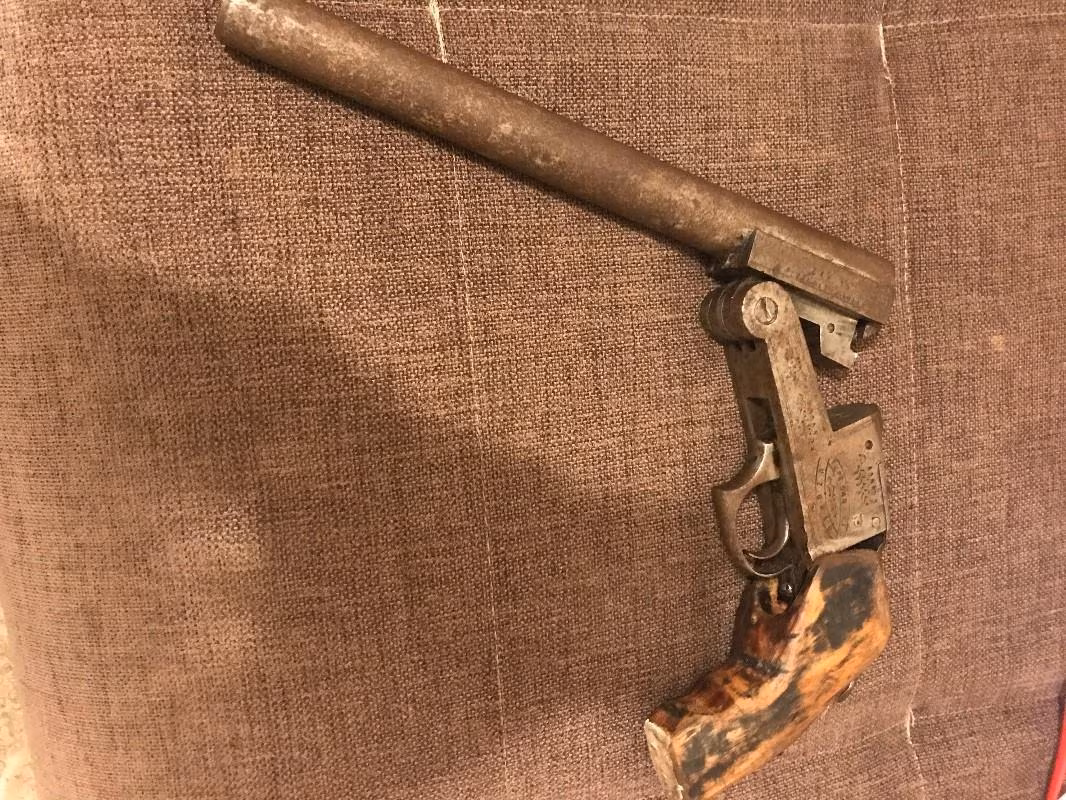 Antika silah tek kırma