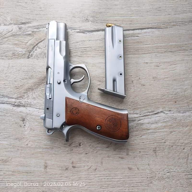 Cz 75 b tabanca