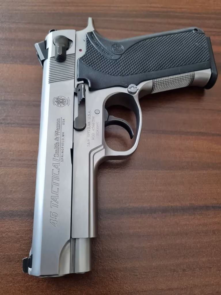 SMİTH WESSON 4566 MODEL TACTICAL SPORT,45 ACP ÇAPINDA SİLAH
