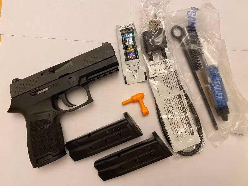 SIG SAUER P320 CARRY, İlk sahibinden, hiç Kullanılmamış