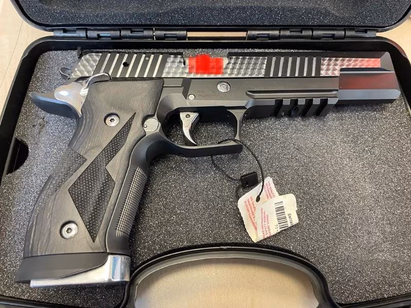 Sig sauer p226 6IX 19+1 9mm