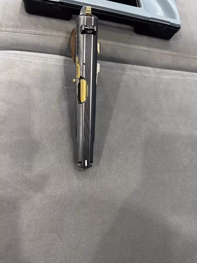 CZ 75B ÖZEL TASARIM  TİTANYUM KAPLAMA ÖMÜRLÜK ÇİZİLMEZ 15 +1  20 GÜNDE YAPILDI ÇİFT ŞARJÖR TUTULAN GÖSTERİŞLİ TABANCA