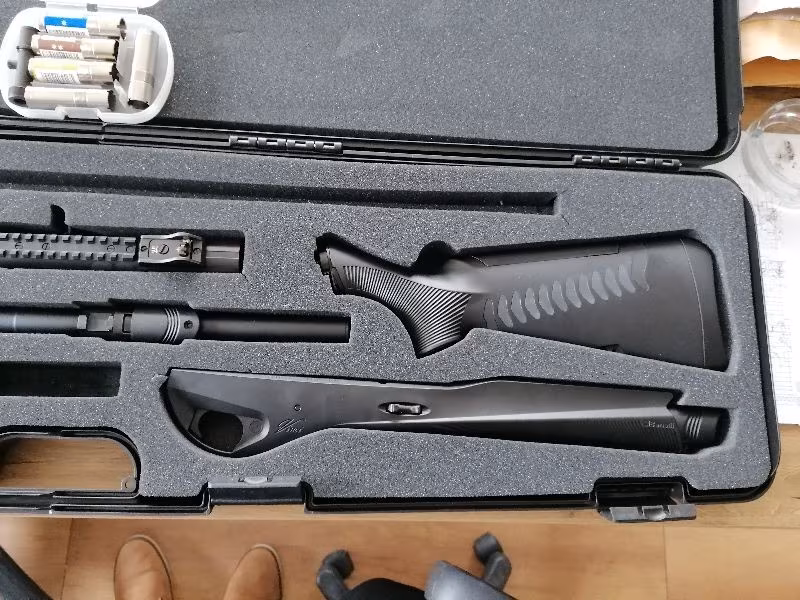 Sıfır Benelli Vinci Tactical 47 cm + Yedek dipçik ve şarjör tüpü