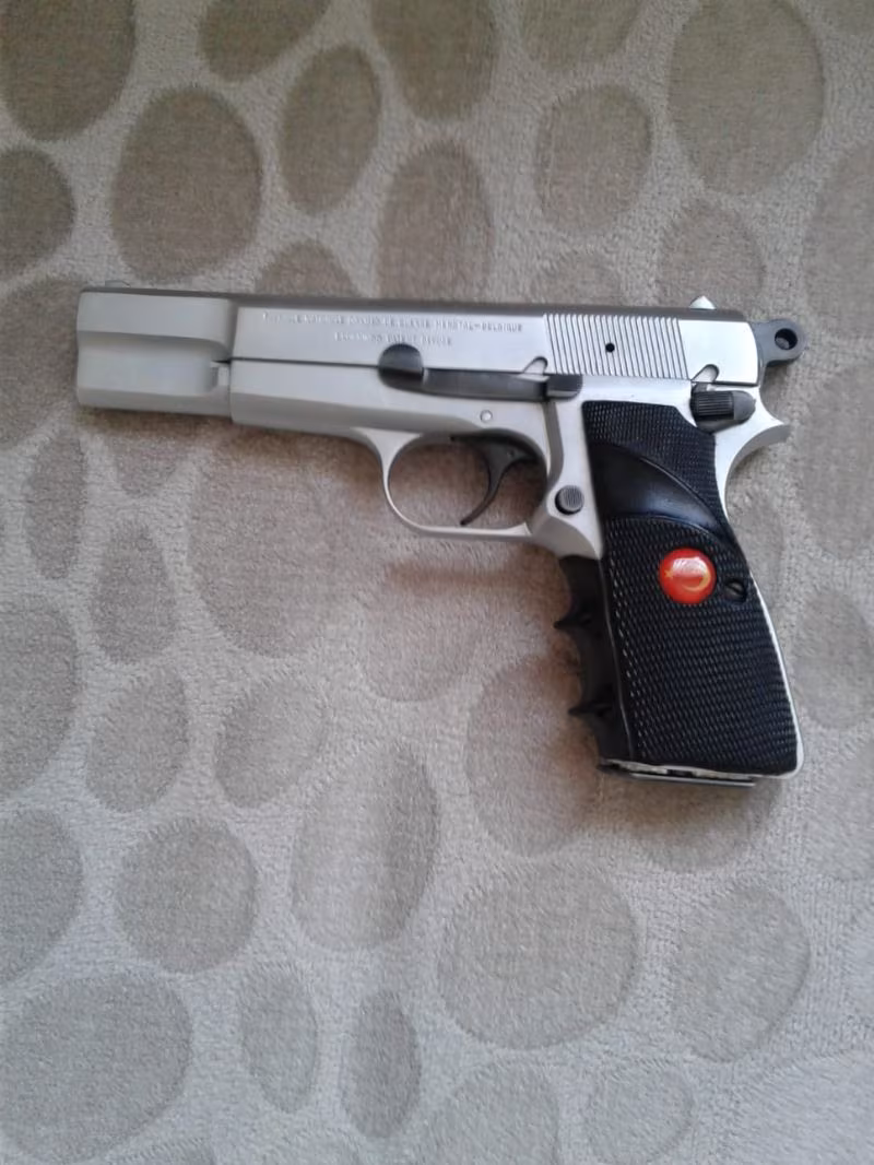 Belçika Browning 14'lü Emekli Polis Memurundan