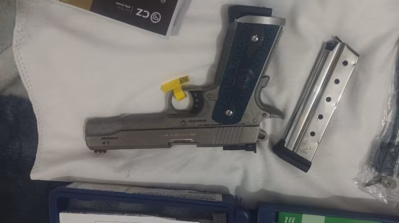 Hiç kullanılmamış yeni geldi colt cold trophy 9x 19