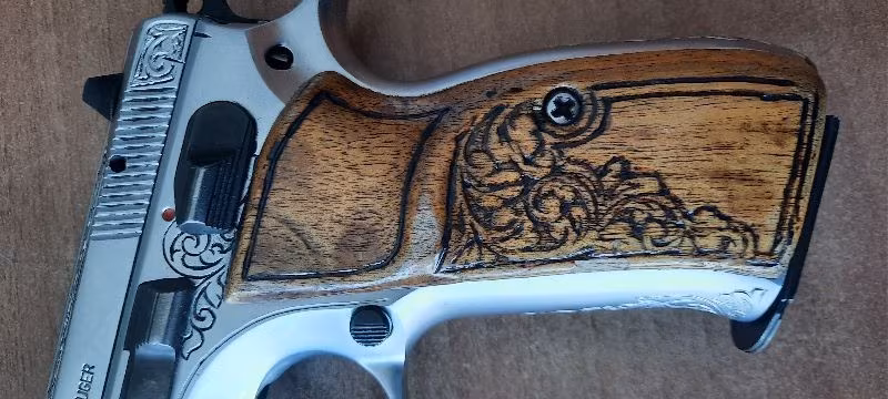 KAMU GÖREVLİSİNDEN CZ 75 B