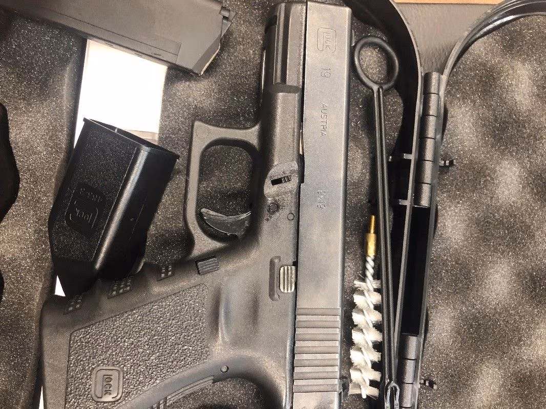 Kamu görevlisinden temiz glock 19 gen 3