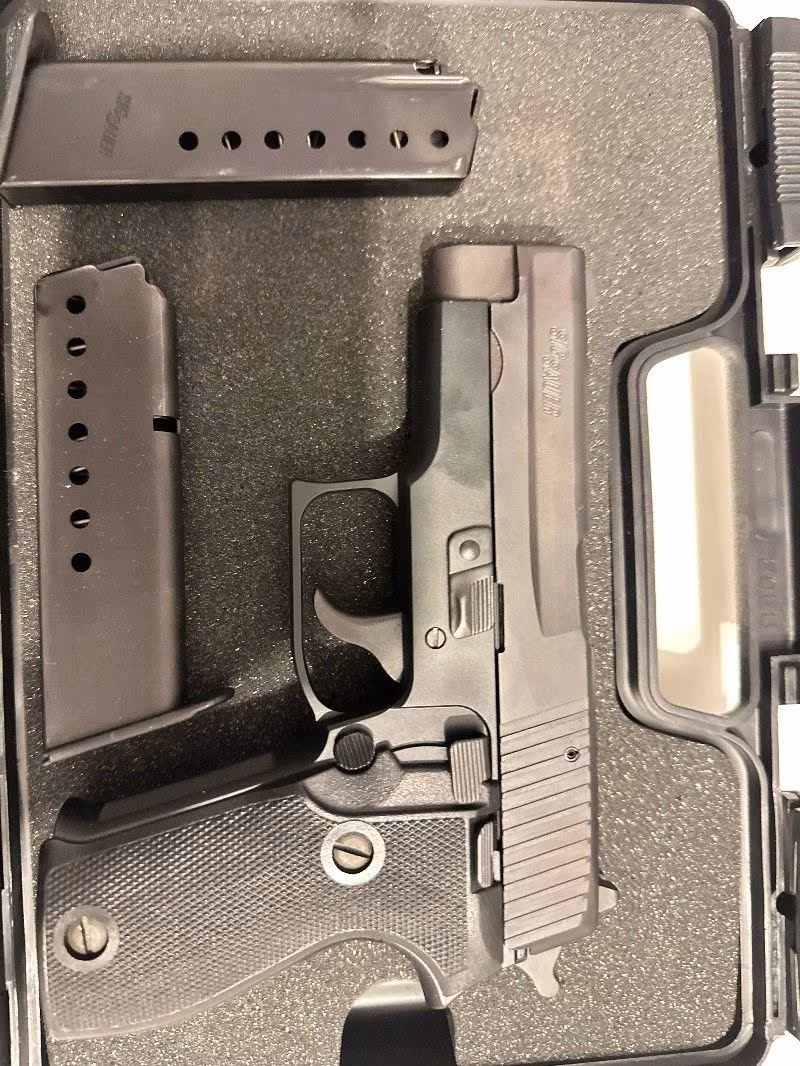 Bankacıdan sıg sauer P 225