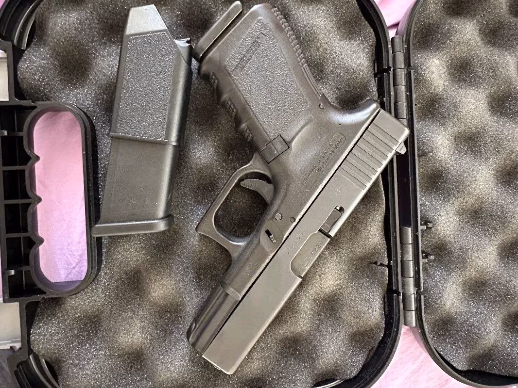 Clock 19 C Anahtarlı Seri Özel